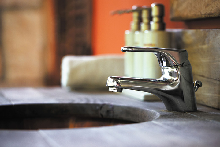 A2B Plumbers are able to fix any leaking taps you may have in West Horsham. 